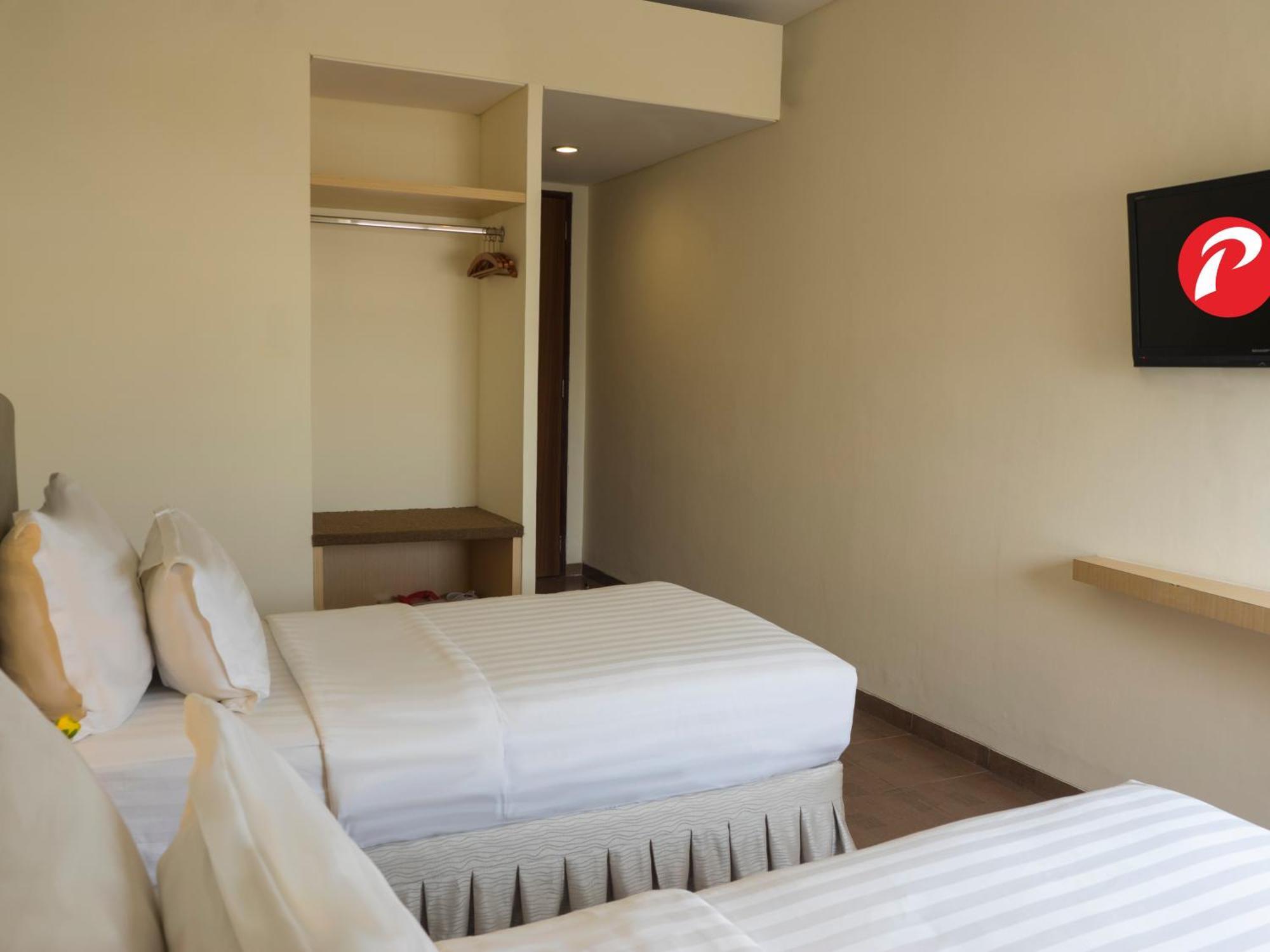 D'Primahotel Itc Mangga Dua Jakarta Exterior photo