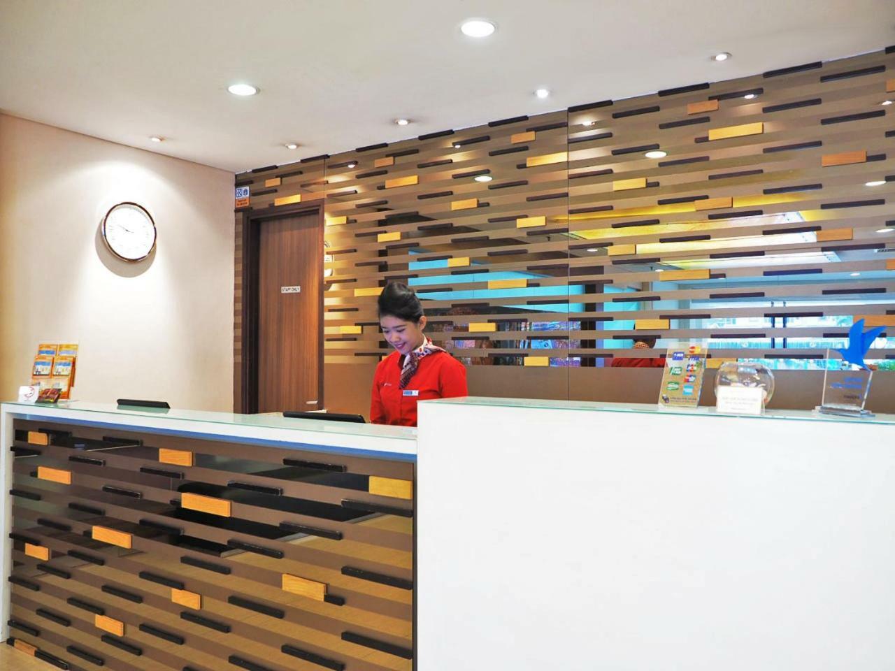 D'Primahotel Itc Mangga Dua Jakarta Exterior photo